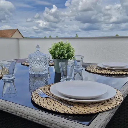 De La Chapelle - Le Bi Jou Apartament