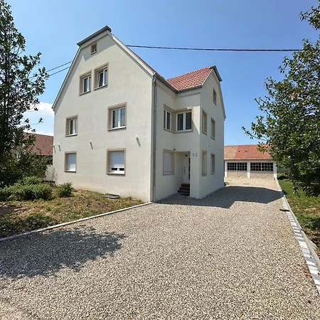 Apartament De La Chapelle - Le Bi Jou Innenheim